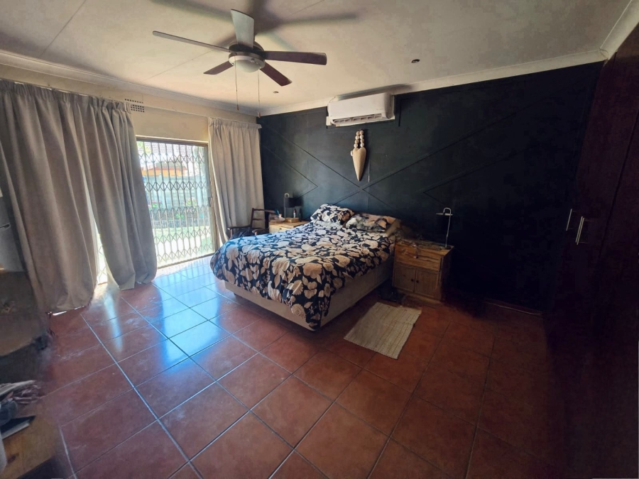 4 Bedroom Property for Sale in Protea Park North West
